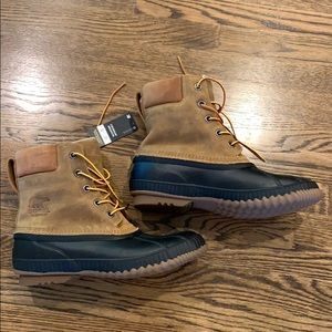 Sorel NWT men’s Cheyenne boots, 12, waterproof